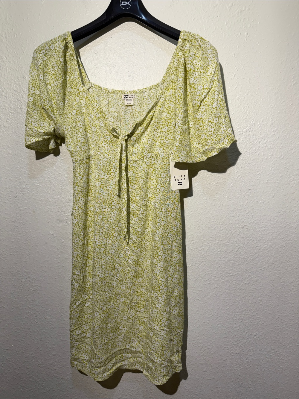Billabong Light Green Floral Tie-Front Mini Dress
